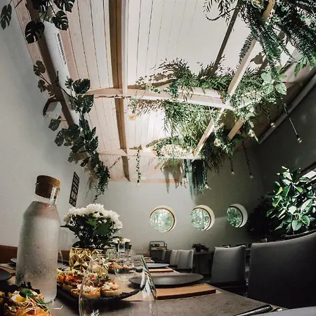 Lake House Resto Brīvdienu mājas *