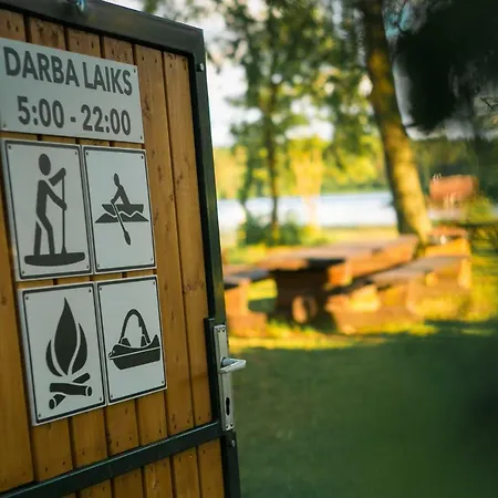 Lake House Resto Brīvdienu mājas